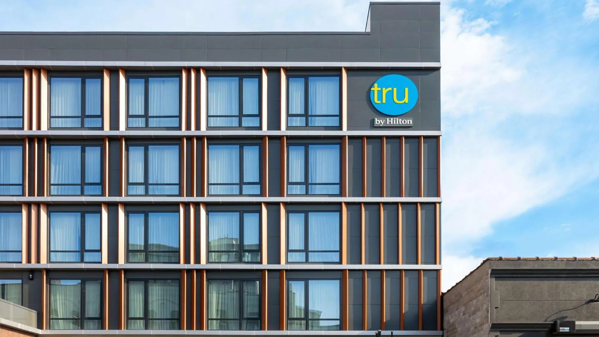 4 Top-Rated 3-Star Hotels In Gowanus, Brooklyn