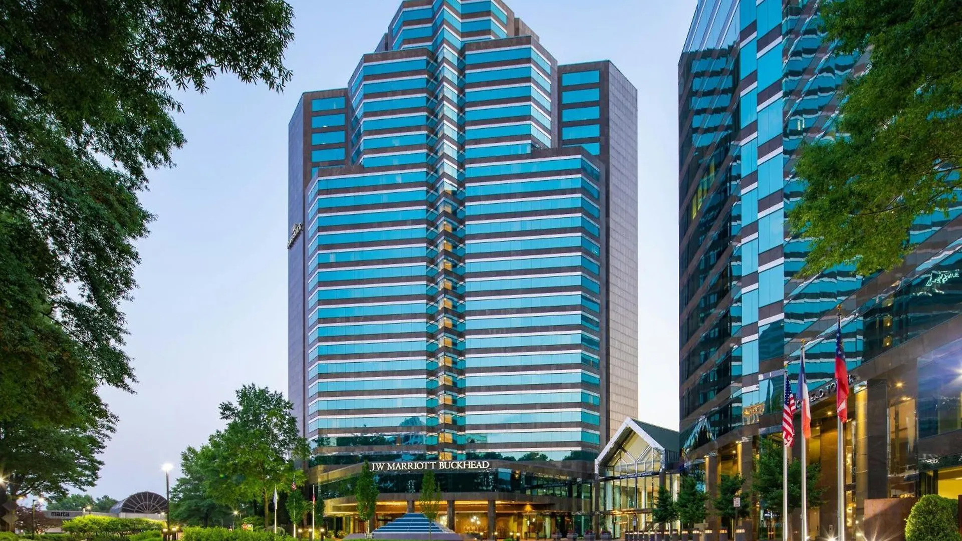 6 Design Hotels Near Lenox Square Worth Booking in Atlanta