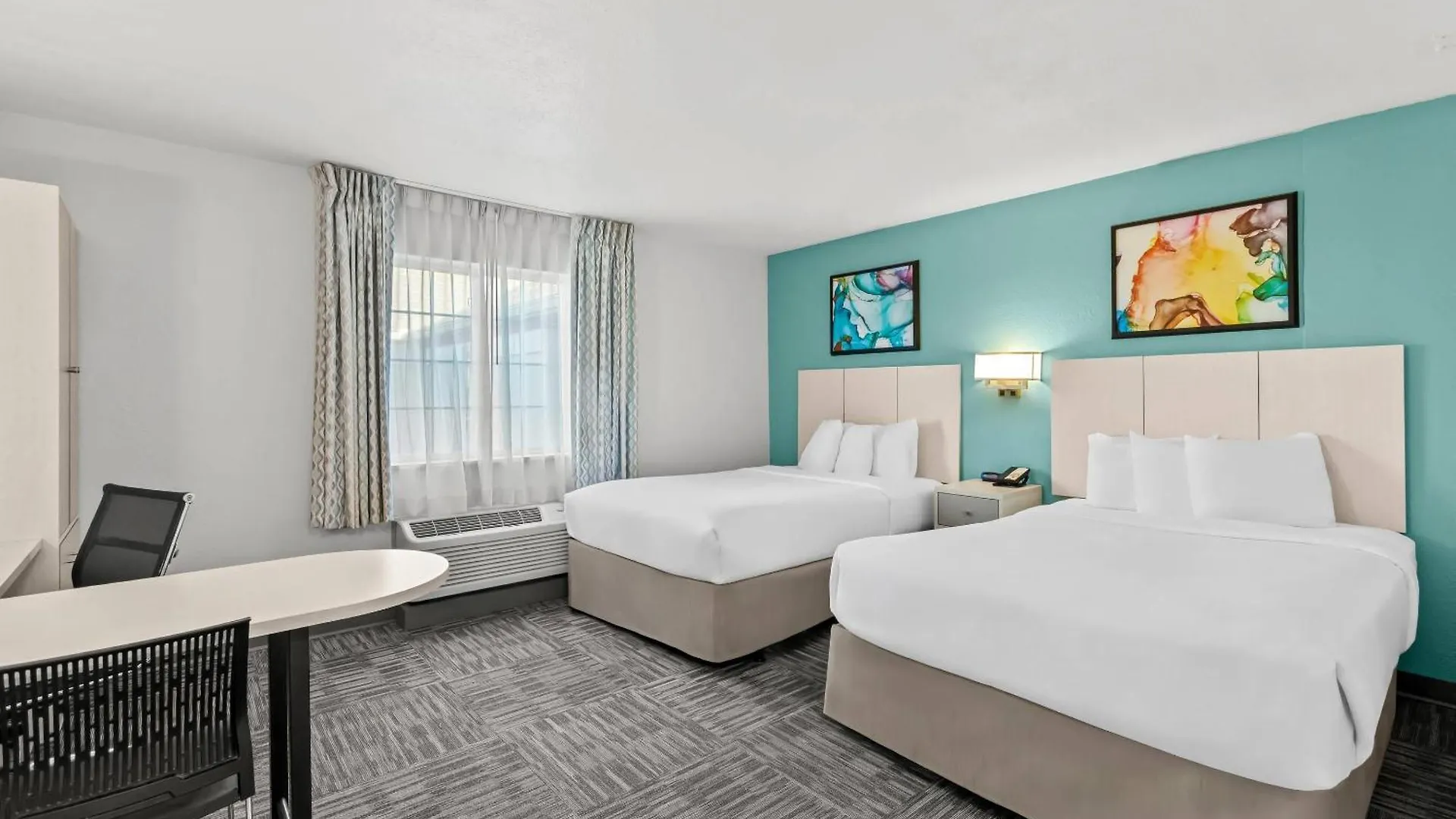 7 Cheap Hotels Near Oxmoor Center for Smart Stays