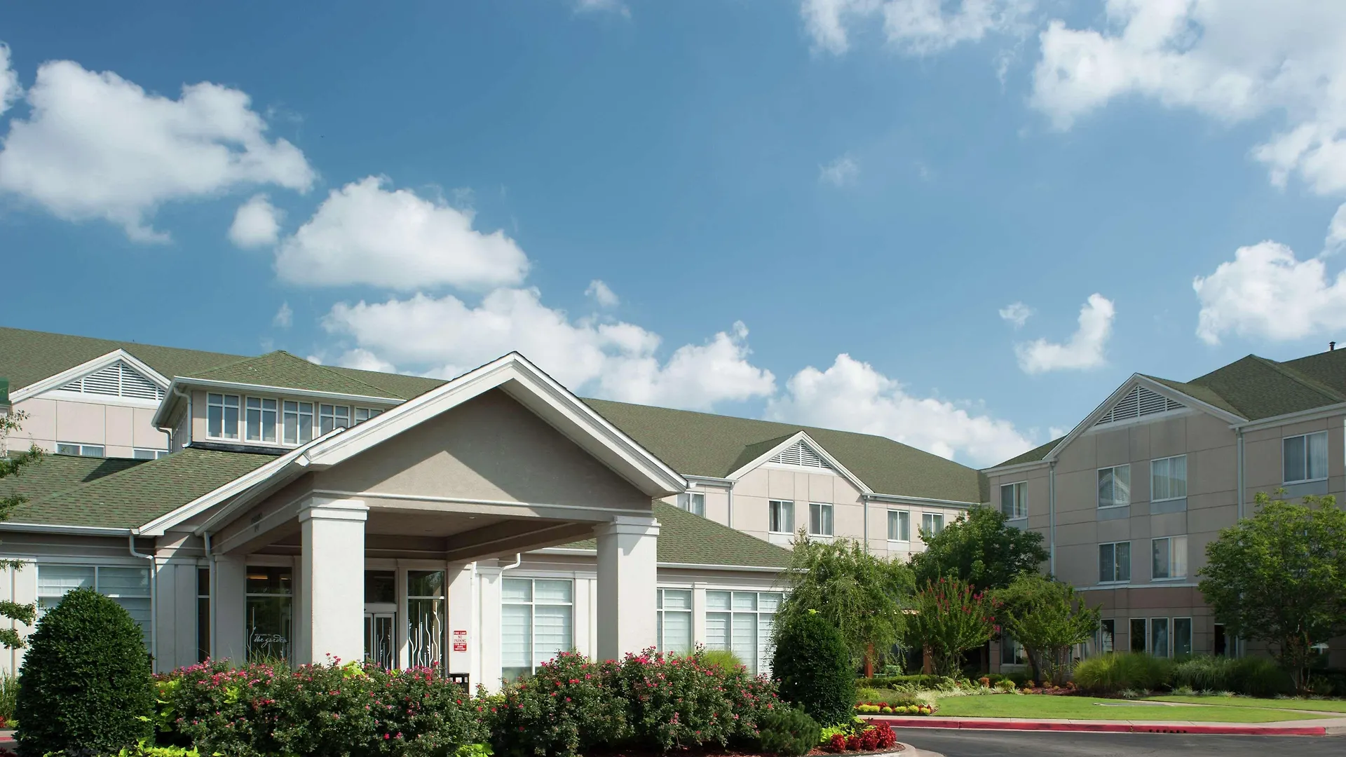 8 Budget Hotels Near Safari Joe's H2O Water Park, Tulsa