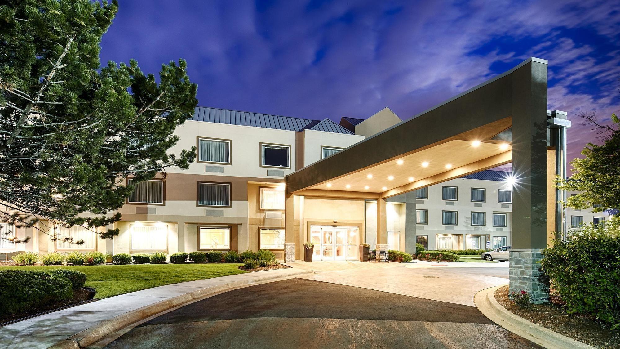 7 Golf Hotels Close to Robert T Jackson Clearwater Park