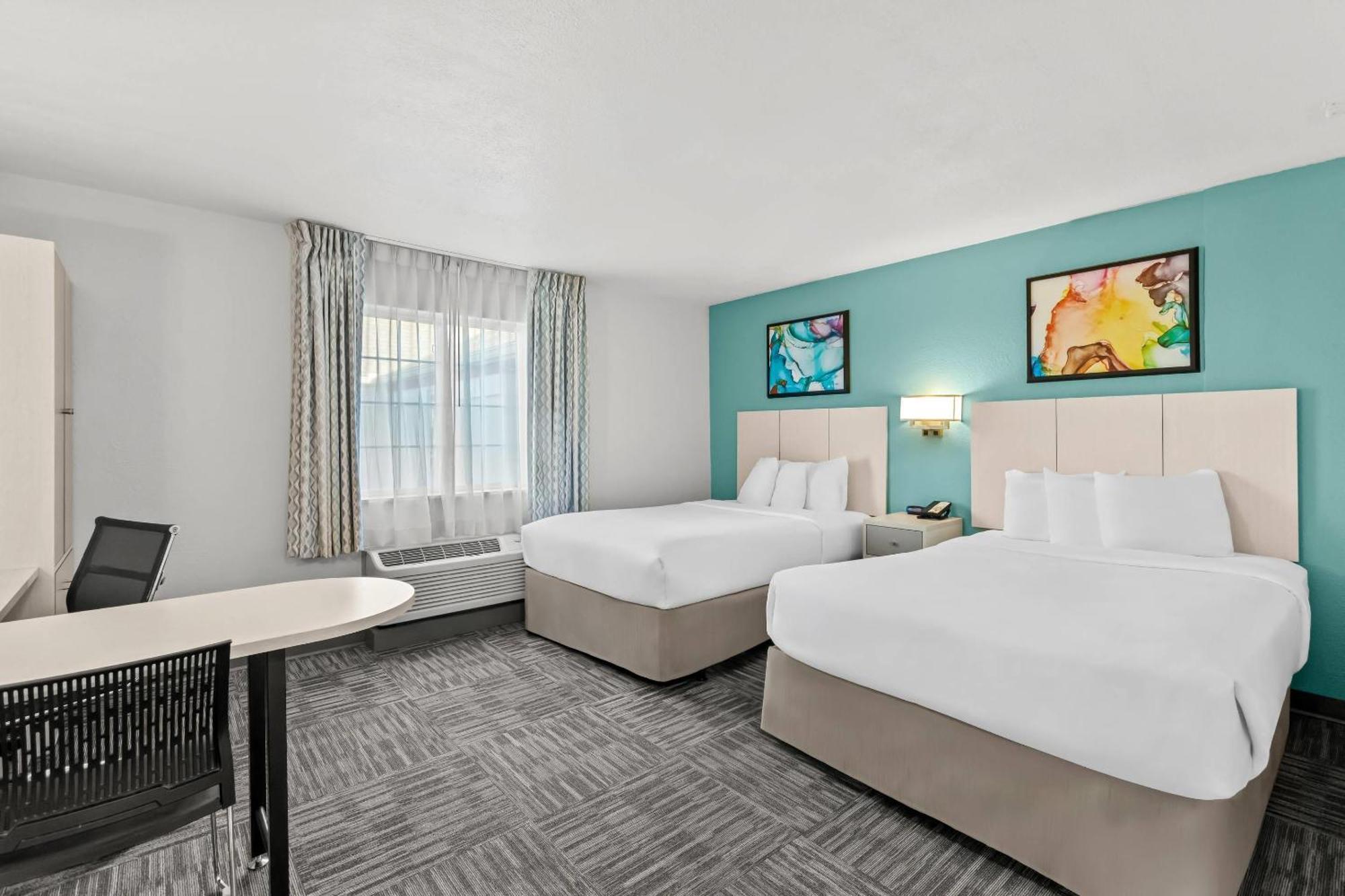 7 Cheap Hotels Near Oxmoor Center for Smart Stays