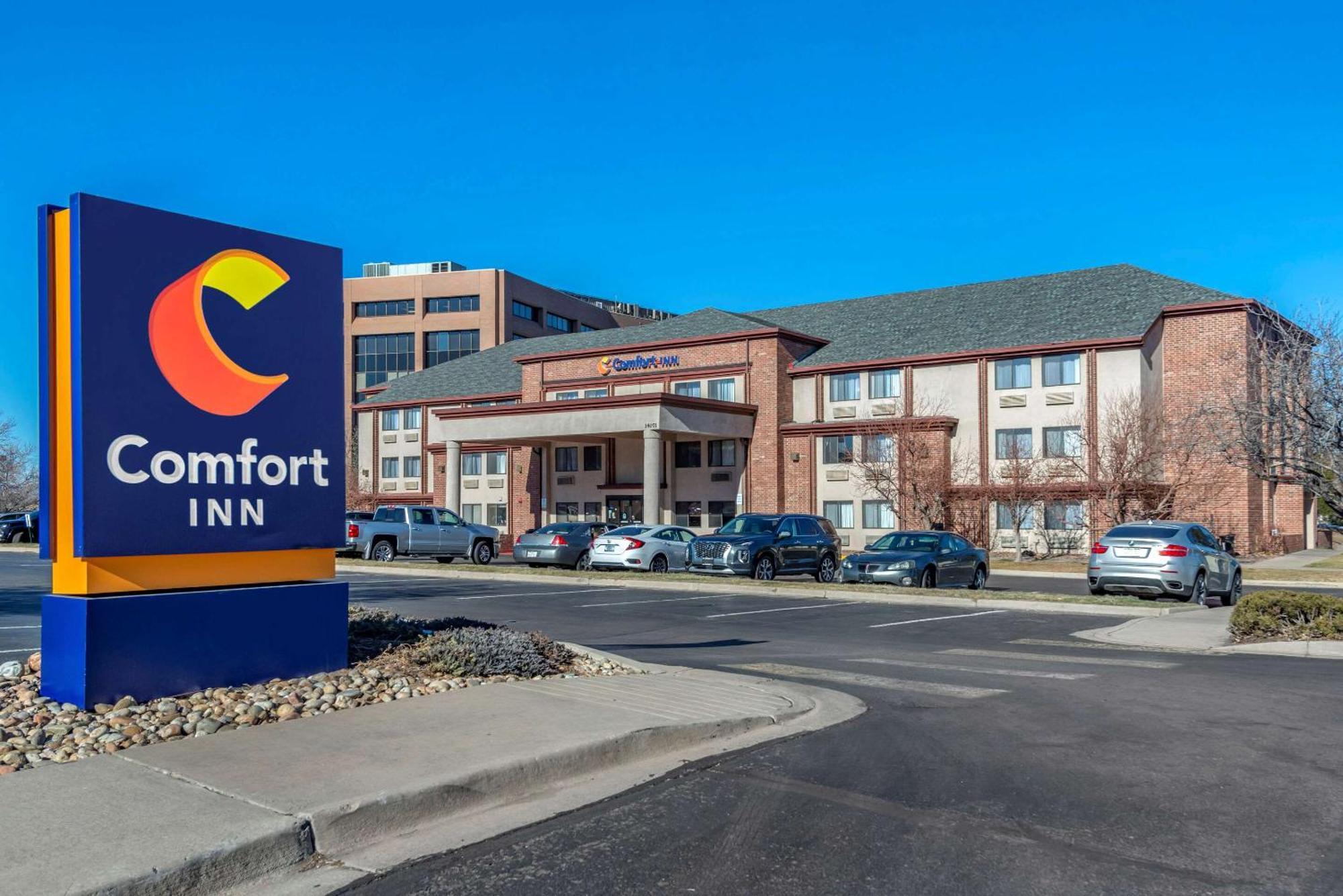 Staying Near Four Mile Historic Park: 5 Design Hotels Compared