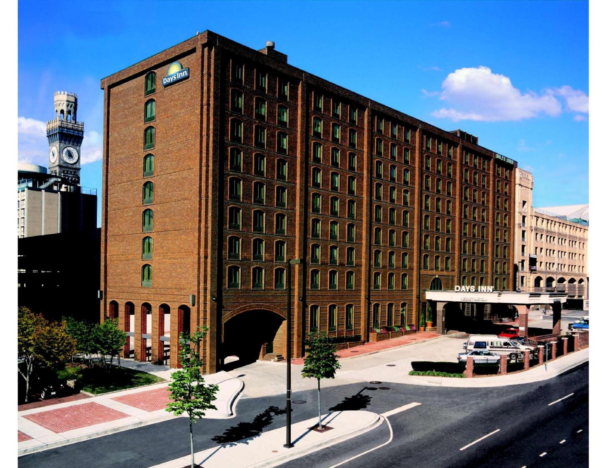 4 Central Hotels Near Baltimore's Black American Museum